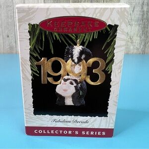 Hallmark Keepsake Ornament Fabulous Decade Collectors Series 1993